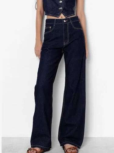 Women Straight Fit Jeans
